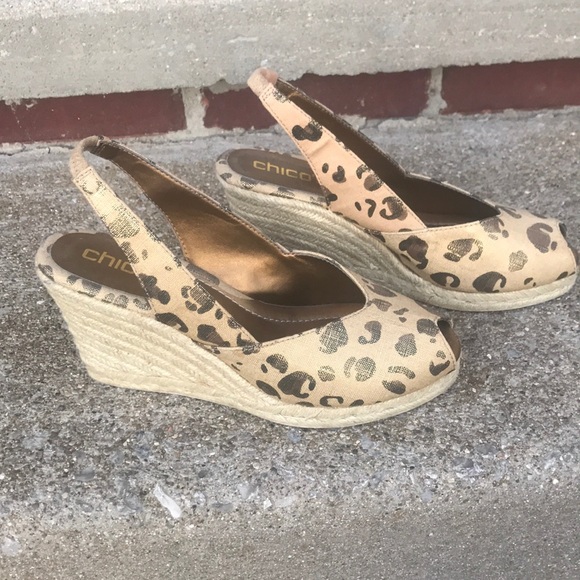 Sandals - Picture 2 of 2